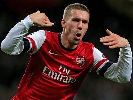 Podolski chia tay Arsenal