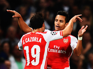 Sanchez giúp Arsenal giành vé dự Champions League