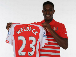 Welbeck nhận vị trí mới ở Arsenal