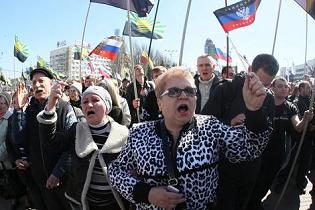 Vì sao miền đông Ukraine “dứt tình” với Kiev?