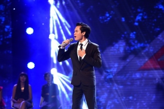 Mr. Đàm thua &quot;đau&quot; trên ghế nóng X-Factor