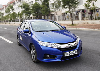 90% khách mua Honda City thích số tự động