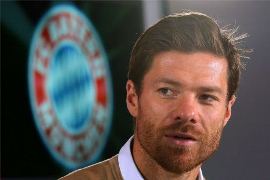 Xabi Alonso tin tưởng Neuer sẽ giành Quả bóng Vàng