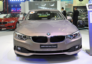 BMW 428i Gran Coupe giá từ 2,2 tỷ