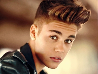 Justin Bieber dẫn đầu Top 10 sao trẻ “đắt giá” nhất năm