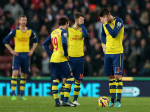 Vòng 15 Premier League: Thủ tệ, Arsenal thua thảm trên sân Stoke