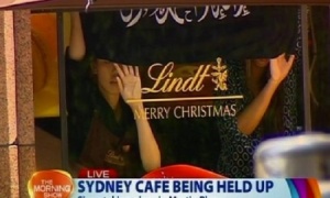 Australia chấn động vụ bắt 40 con tin giữa Sydney