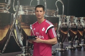 C.Ronaldo đoạt giải &quot;Cầu thủ xuất sắc nhất 2014&quot;