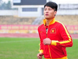 Chi 500 triệu, tuyển thủ Mạc Hồng Quân rời xứ Quảng!