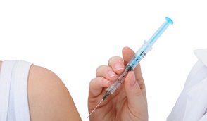 Kỷ luật người tiêm nhầm vắcxin cho 31 phụ nữ mang thai