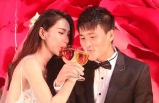  Ngắm dàn mỹ nhân lên xe hoa cùng cầu thủ Việt!