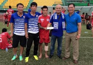 V-League 2015 và trào lưu tặng vàng, Iphone!