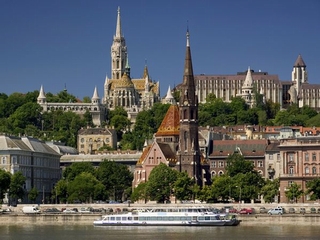 Nhiều học bổng hấp dẫn tại Hungary năm 2015