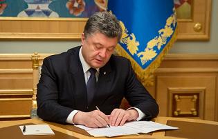 Tổng thống Ukraine ra đòn khiến giới chức Kiev kinh hãi