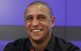 Roberto Carlos tin tưởng Danilo sẽ tỏa sáng tại Real Madrid