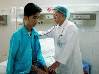 Cứu sống bệnh nhân bị viêm phổi nặng do cúm AH3
