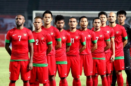 FIFA lại dọa &quot;treo giò&quot; tuyển Indonesia