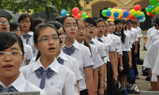 Hà Nội: Cơ quan, trường học hát Quốc ca đầu tuần