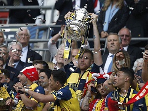 Đè bẹp Aston Villa, Arsenal lần thứ 12 vô địch FA Cup