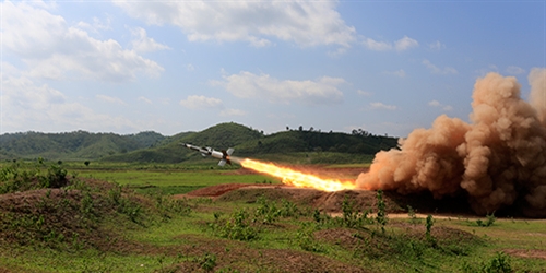 Việt Nam bắn thử thành công &quot;nỏ liên châu&quot; S-125-2TM