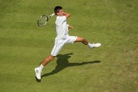 Vòng 2 Wimbledon: Djokovic dễ dàng đi tiếp