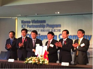 VNPT liên tiếp ký kết với các đối tác trong và ngoài nước
