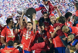  10 bàn thắng đẹp nhất Copa America 2015