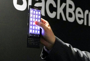 BlackBerry “bắt tay” Google ra “dế” Android?