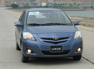 Toyota Việt Nam triệu hồi gần 4.000 xe Vios