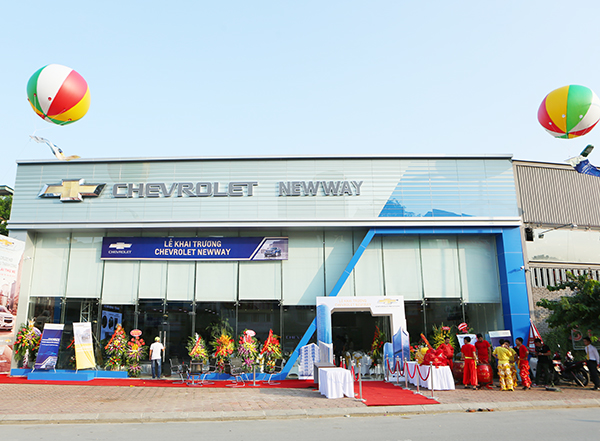 Chevrolet Newway là đại lý thứ 18 của GM Việt Nam, tại 358 Đường Láng, Hà Nội