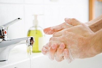 Rửa tay bằng xà phòng giảm tỷ lệ tử vong ở trẻ