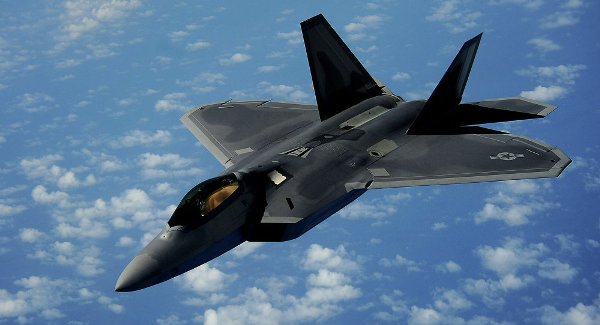 Chiến đấu cơ tàng hình F-22 Raptor