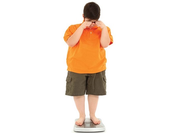 Trẻ em uống nhiều thuốc kháng sinh lúc nhỏ có thể bị thừa cân khi lớn lên - Ảnh minh họa: Shutterstock