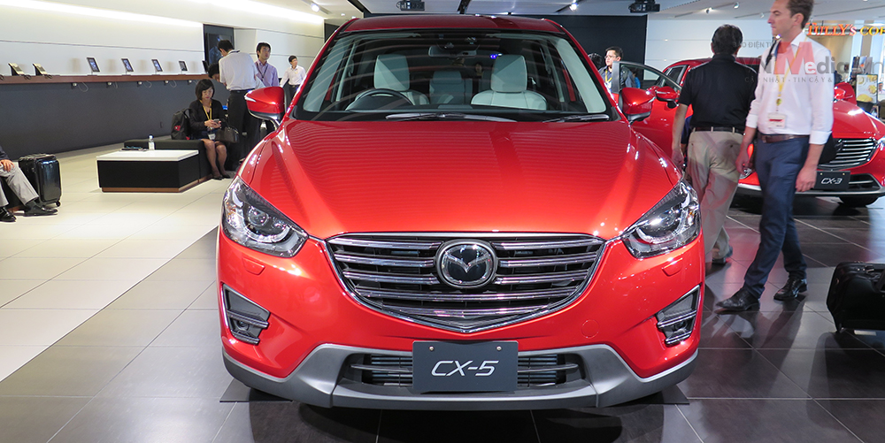 Mazda CX-5 2016 giá từ 1,039 tỷ đồng