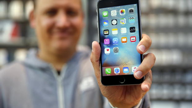 Apple lại bị kiện tập thể vì iOS 9