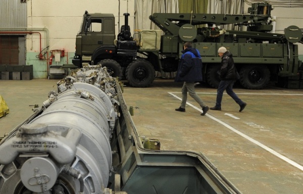 Nga đang thực hiện việc bàn giao S-300 cho Iran