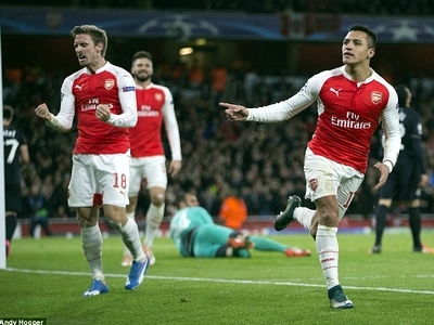 Sanchez rực sáng, Arsenal thắp sáng hi vọng đi tiếp