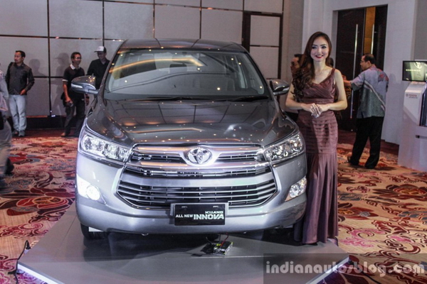 Toyota Innova 2016 tại Indonesia
