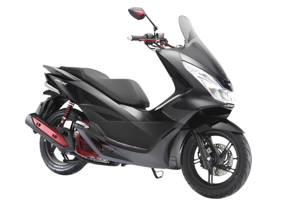 2016 Honda PCX150 Scooter Ride Review  Specs  MPG  Price  More   HondaPro Kevin