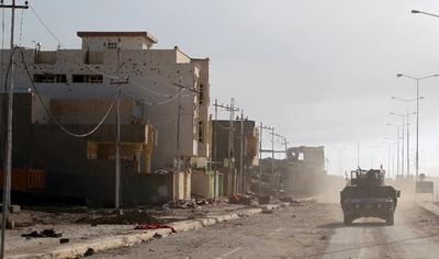 15 xe bom tự sát của IS lao vào quân Iraq