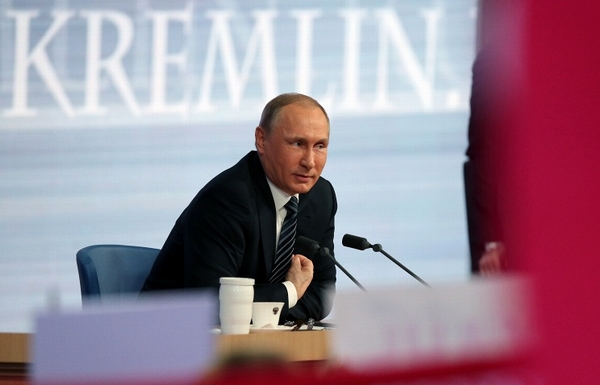 Tổng thống Putin tại cuộc họp báo ngày hôm qua