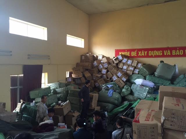 Số hàng lậu được đưa về tạm giữ tại công an huyện Quế Võ - Bắc Ninh