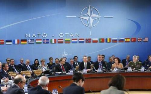 NATO đau đầu bàn tính đối phó với Nga