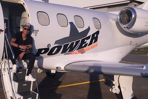 Chiếc máy bay cá nhân của Neymar đã bị phong tỏa