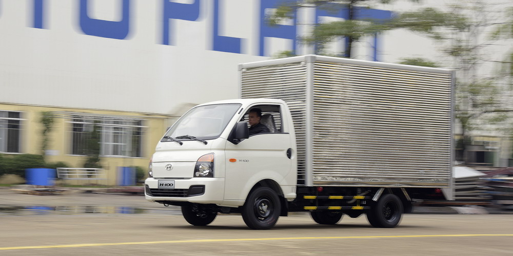 Xe tải nhẹ Hyundai Porter H100 giá từ 325 triệu