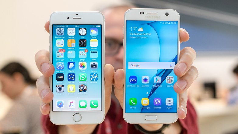 iPhone 6s (trái) và Samsung Galaxy S7 (phải)