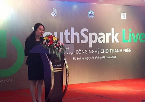 Hơn 10.000 sinh viên miền Trung tham gia Chương trình YouthSpark