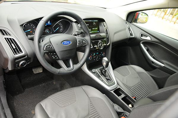 Ford Focus_15 copy.jpg