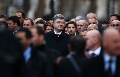 Nền kinh tế Ukraine èo uột, Tổng thống vẫn ngày càng giàu