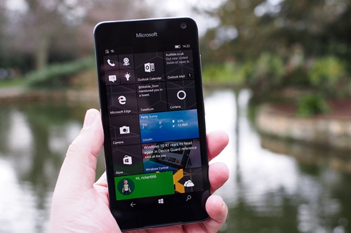 Microsoft Lumia 650 tầm trung có thiết kế đẹp hơn cả Lumia 950
